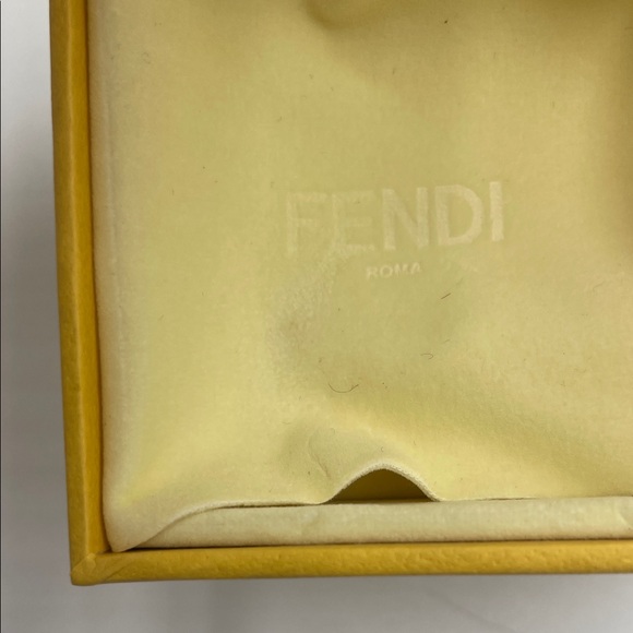 Fendi Gold Logo Chain Accessory - Picture 7 of 8